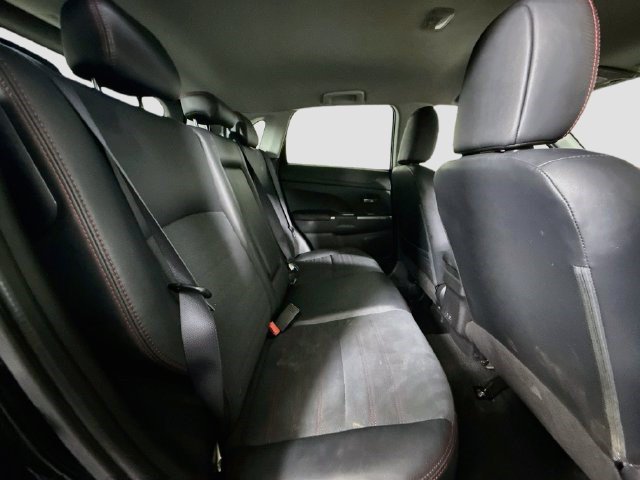Used 2022 Mitsubishi Outlander Sport SE FWD image 26