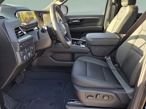 New 2026 Chevrolet Tahoe Z71 w/ Z71 Off-Road Package AWD/4WD image 9