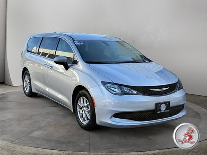 Used 2022 Chrysler Voyager LX