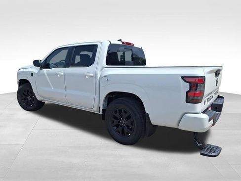 New 2026 Nissan Frontier SV w/ All-Weather Content Package RWD image 5