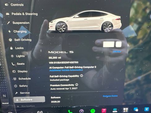 Used 2022 Tesla Model S AWD/4WD image 14
