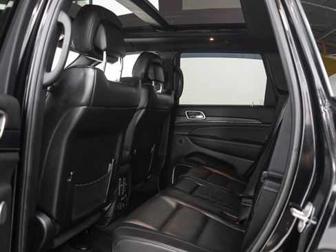 Used 2018 Jeep Grand Cherokee High Altitude AWD/4WD image 17
