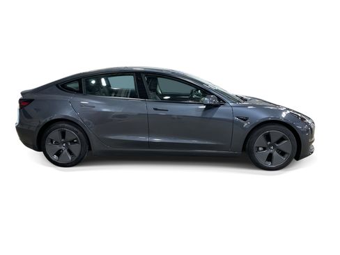 Certified 2023 Tesla Model 3 Standard Range RWD image 7