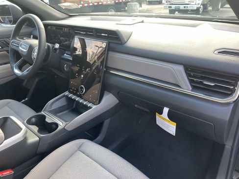 New 2026 GMC Terrain Elevation image 28