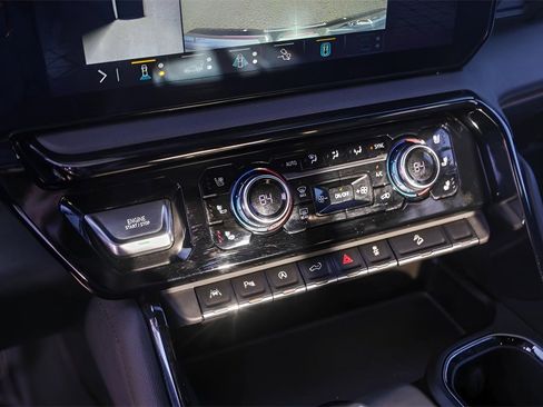 Used 2023 GMC Sierra 1500 AT4 w/ AT4 Premium Package image 21