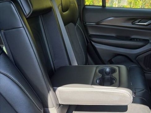 Used 2024 Jeep Grand Cherokee Altitude image 25