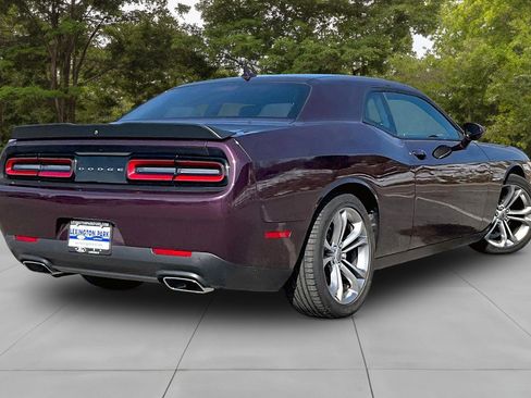 Used 2022 Dodge Challenger R/T w/ Shaker Package image 5