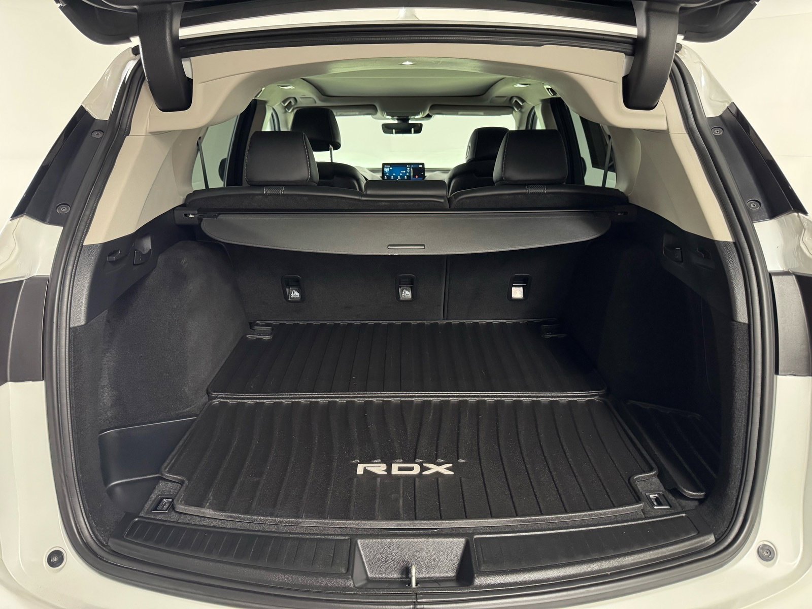 Used 2020 Acura RDX w/ Technology Package AWD/4WD image 18
