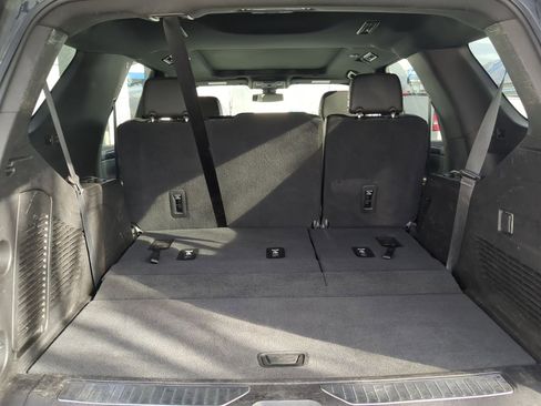 Used 2021 Chevrolet Tahoe Z71 image 24