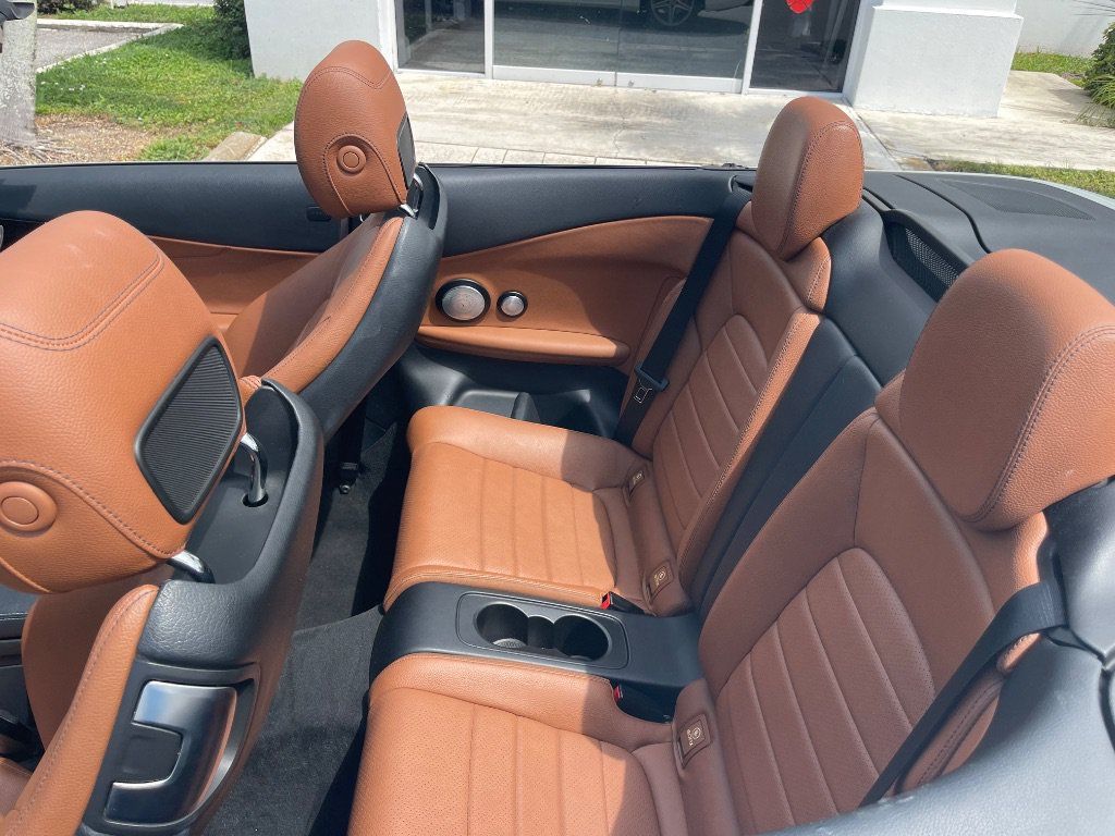 Used 2018 Mercedes-Benz C 300 4MATIC Cabriolet image 5
