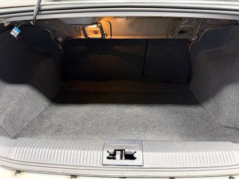 Used 2008 Ford Focus SE image 25