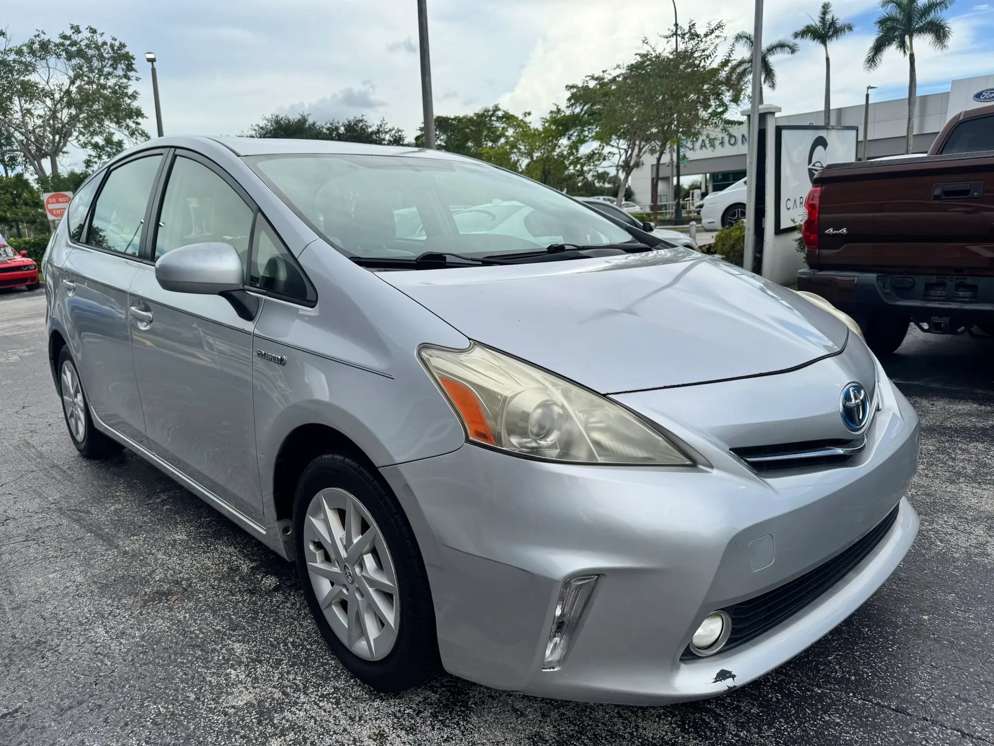 Used 2013 Toyota Prius V Three FWD image 3