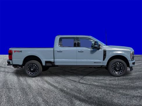 New 2026 Ford F350 Platinum w/ FX4 Off-Road Package AWD/4WD image 3