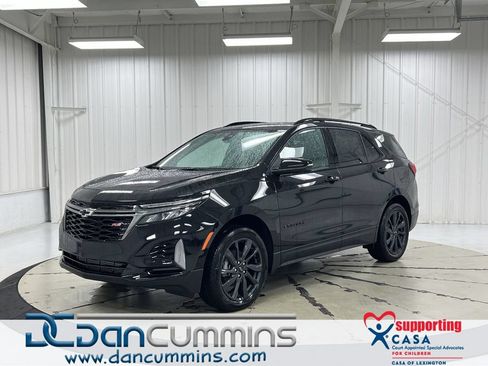 Used 2023 Chevrolet Equinox RS AWD/4WD image 1