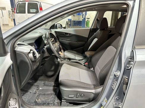 Used 2019 Hyundai Kona SEL w/ SEL Tech Package 02 image 13