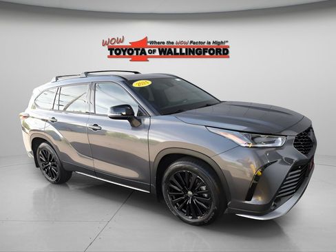 Certified 2024 Toyota Highlander XSE AWD/4WD image 14