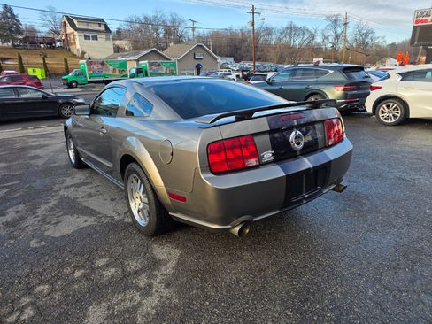 Used 2005 Ford Mustang GT image 7