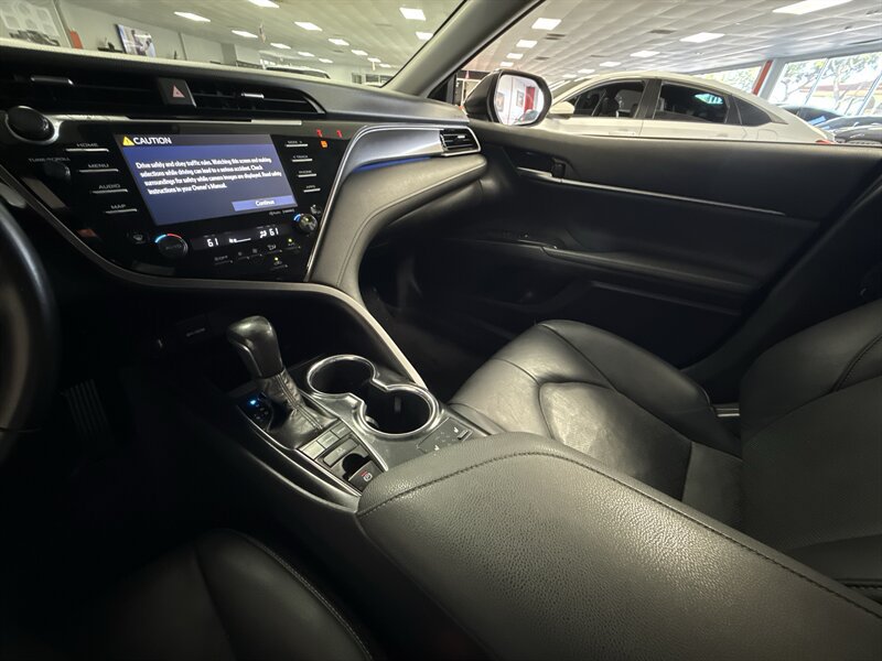 Used 2019 Toyota Camry XSE w/ Carpet Mat Package FWD image 27