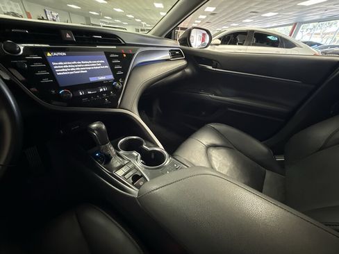 Used 2019 Toyota Camry XSE w/ Carpet Mat Package FWD image 27