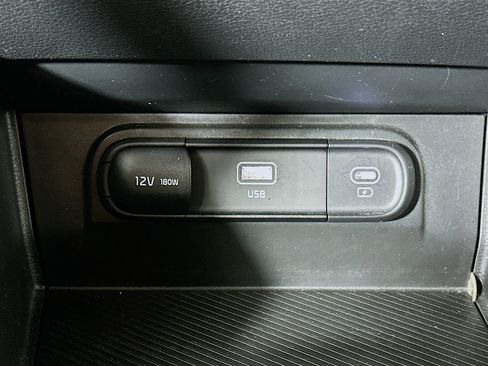 Used 2024 Kia Sportage LX FWD image 24