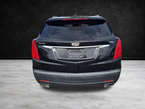 Used 2018 Cadillac XT5 Premium Luxury FWD image 8