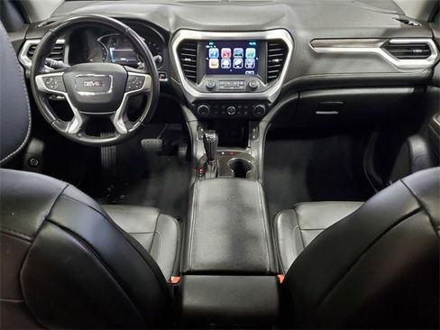 Used 2019 GMC Acadia SLT image 17