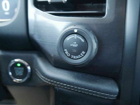 Used 2025 Ford F150 Lightning Flash AWD/4WD image 37
