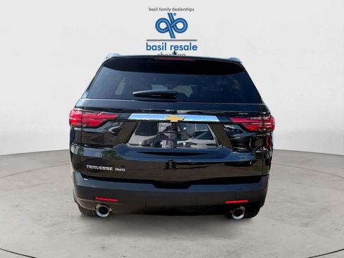 Used 2023 Chevrolet Traverse LS AWD/4WD image 5