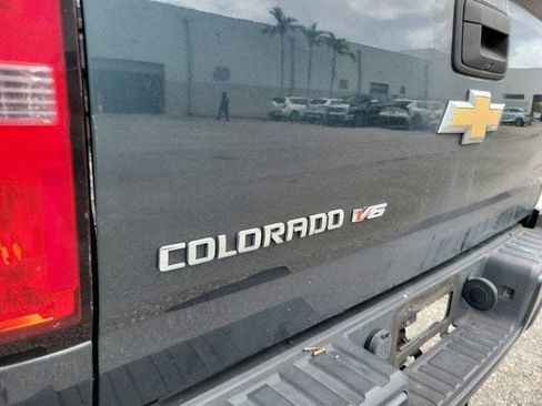 Used 2017 Chevrolet Colorado Z71 image 5