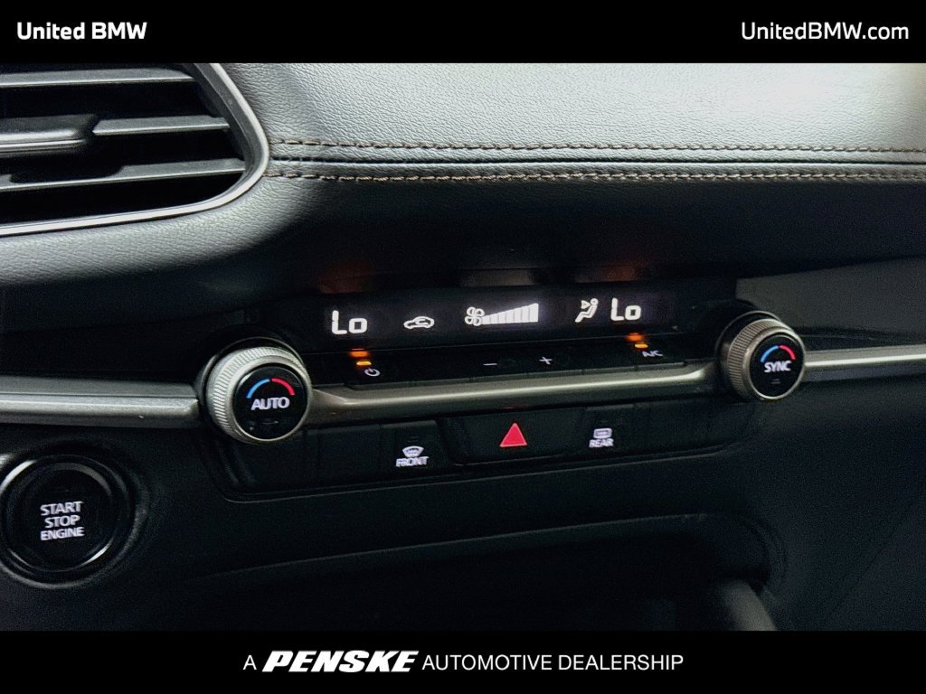 Used 2023 MAZDA MAZDA3 s FWD image 17