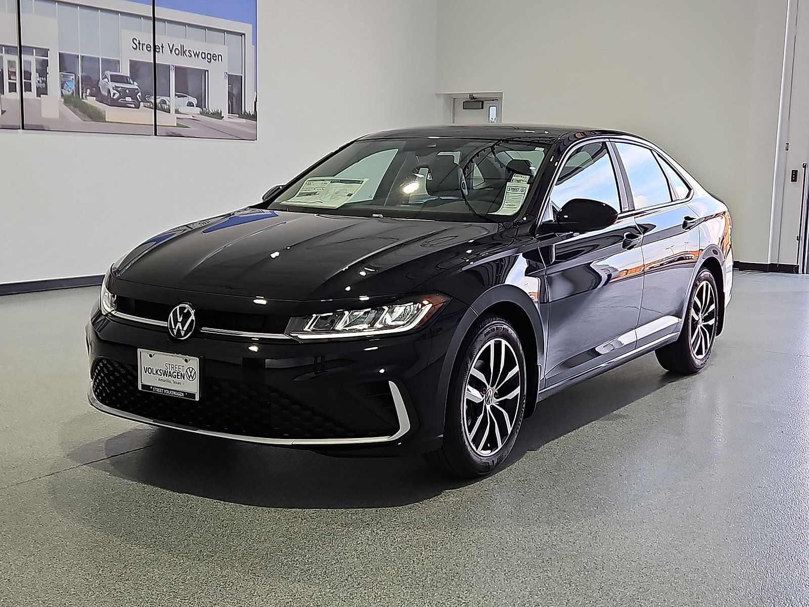 New 2027 Volkswagen Jetta SE FWD image 4