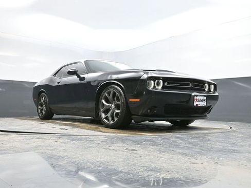 Used 2015 Dodge Challenger SXT Plus w/ Sound Group II image 41
