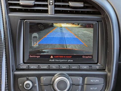 Used 2012 Audi R8 V10 image 13