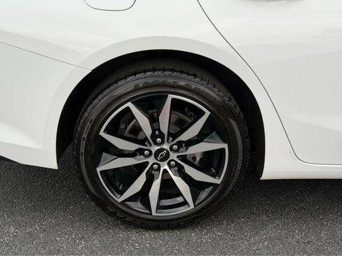 Used 2022 Chevrolet Malibu RS FWD image 10