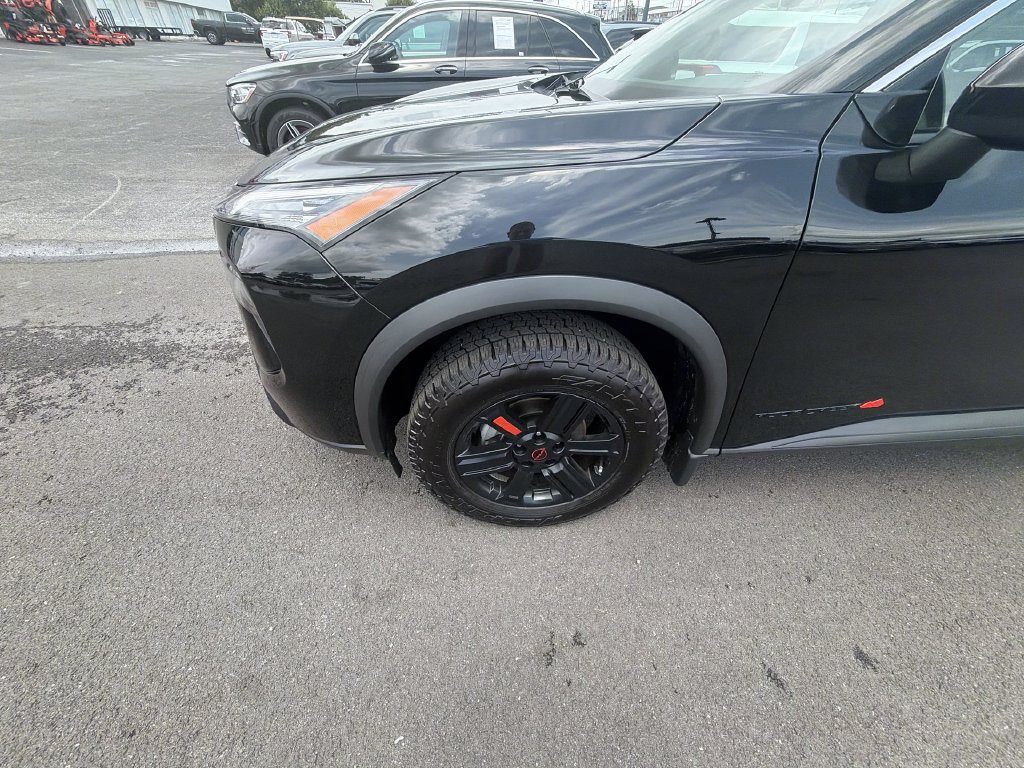 Used 2025 Nissan Rogue SV w/ Rock Creek Premium Package AWD/4WD image 10