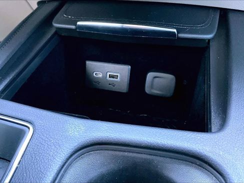 Used 2023 Cadillac XT4 Luxury w/ Cold Weather Package image 34