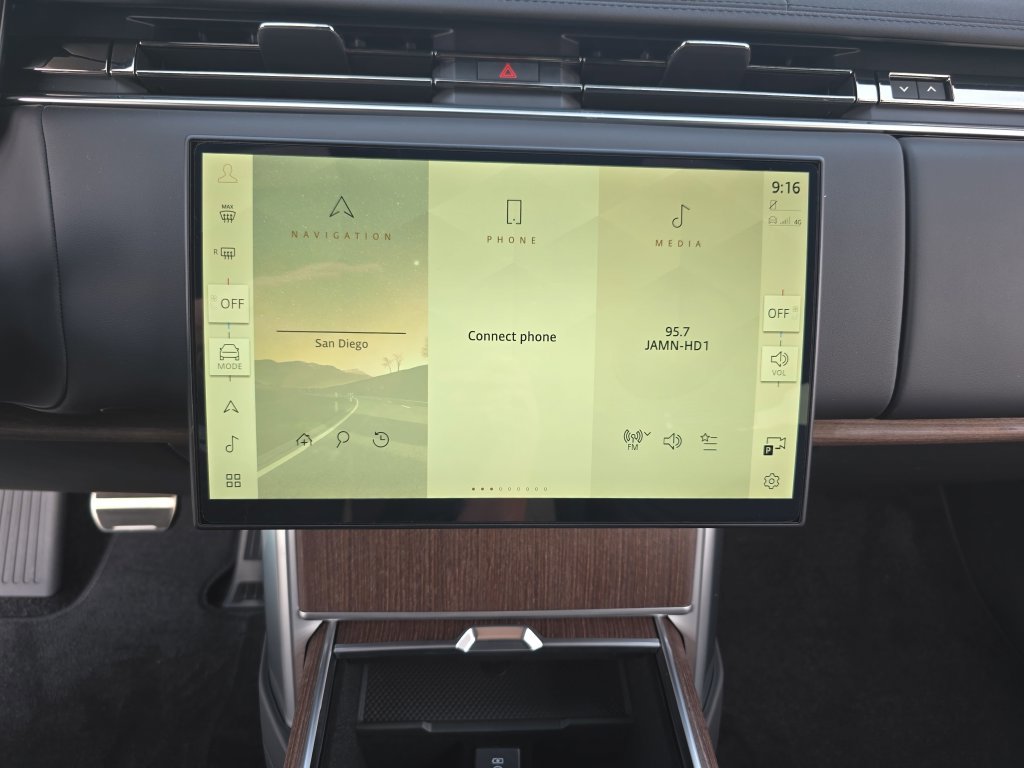 New 2026 Land Rover Range Rover SE AWD/4WD image 21