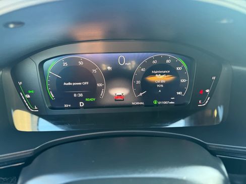 Used 2025 Honda Civic Sport Touring image 5