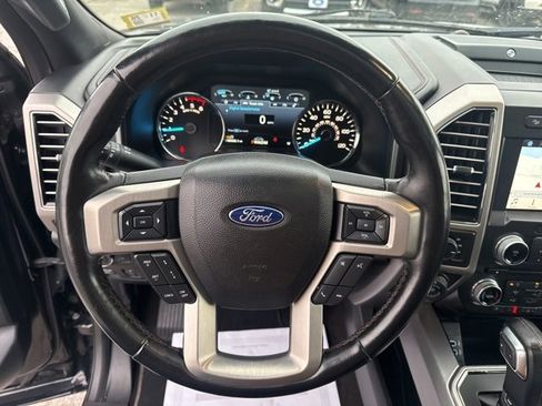 Used 2018 Ford F150 Platinum w/ Equipment Group 701A Luxury image 12