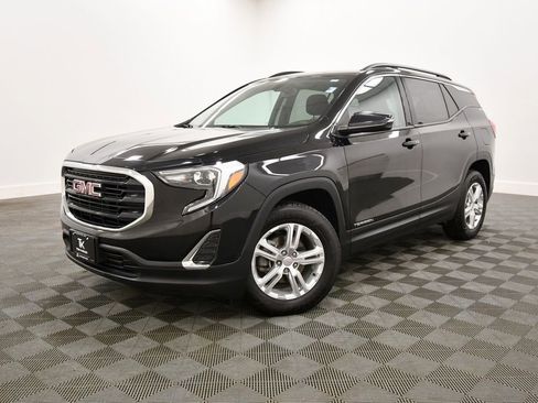 Used 2019 GMC Terrain SLE w/ Driver Convenience Package AWD/4WD image 2