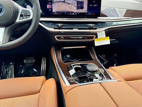 New 2026 BMW X5 xDrive50e AWD/4WD image 19