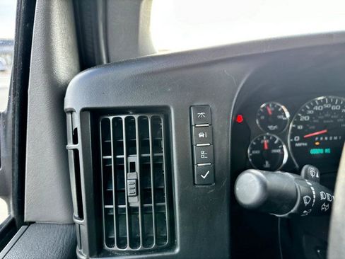 Used 2019 Chevrolet Express 2500 w/ Driver Convenience Package image 27