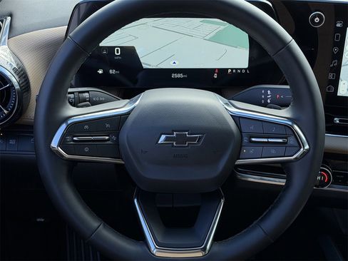 Certified 2026 Chevrolet Equinox ACTIV w/ Safety and Technology Package image 13