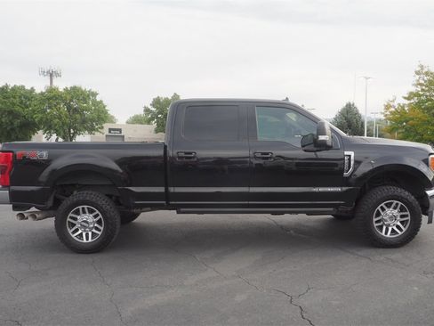 Used 2019 Ford F250 Lariat w/ Lariat Ultimate Package image 4