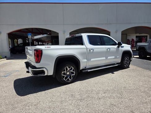 Certified 2026 GMC Sierra 1500 SLT w/ SLT Premium Plus Package image 16