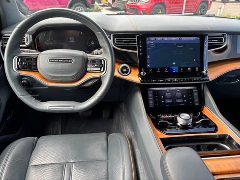 Certified 2022 Jeep Grand Wagoneer Series II AWD/4WD image 20