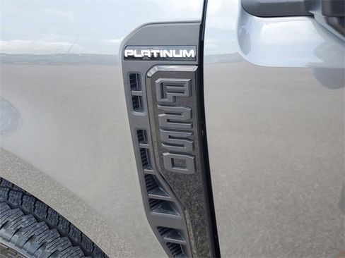 New 2025 Ford F250 Platinum image 9