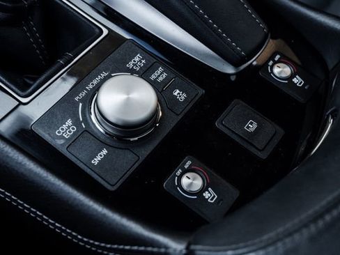 Used 2013 Lexus LS 460 w/ F-Sport Pkg RWD image 25