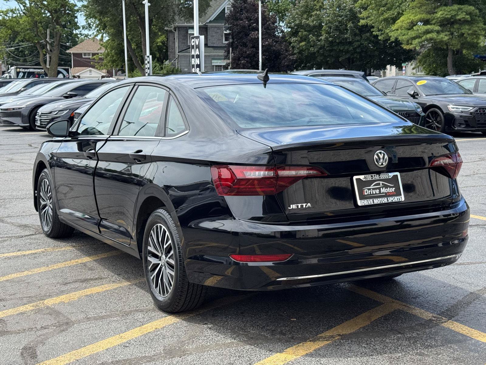 Used 2021 Volkswagen Jetta S w/ Driver Assistance Package FWD image 4