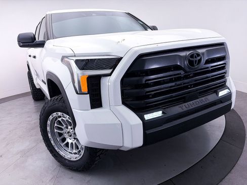 Used 2025 Toyota Tundra SR5 AWD/4WD image 4
